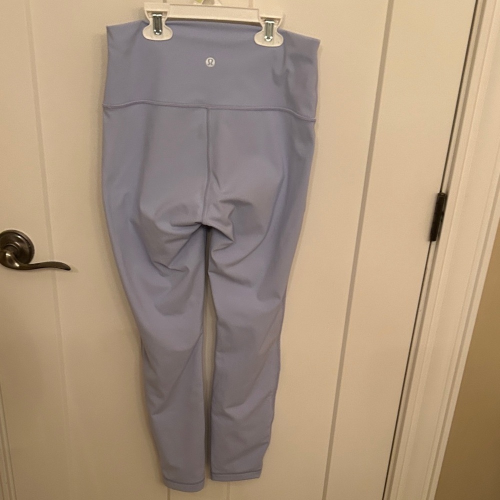 Lululemon Women's size 6 Lavender High-Waisted Leggings - Picture 4 of 5